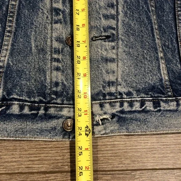 Vintage Levi's Trucker Jacket 42 Large Blue Jean Denim Pockets Button Front Men - Picture 8 of 14